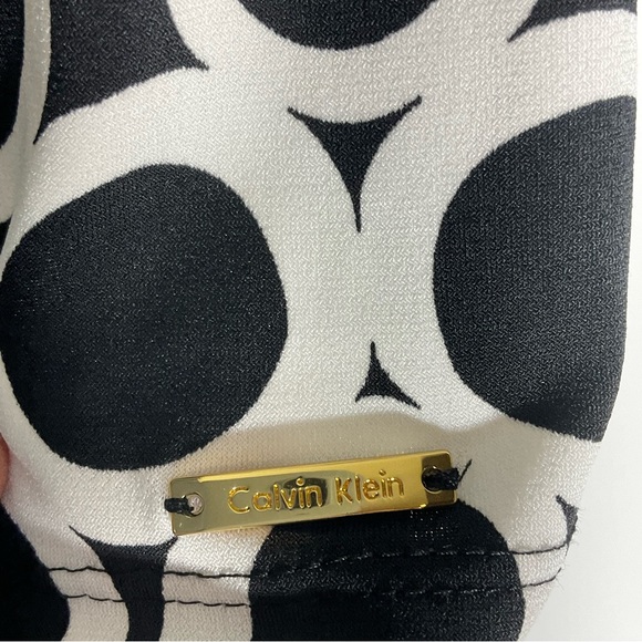 Calvin Klein NWT’s Sleeveless Draped Neckline Black White Polka Dot Blouse Sz M - Picture 13 of 15